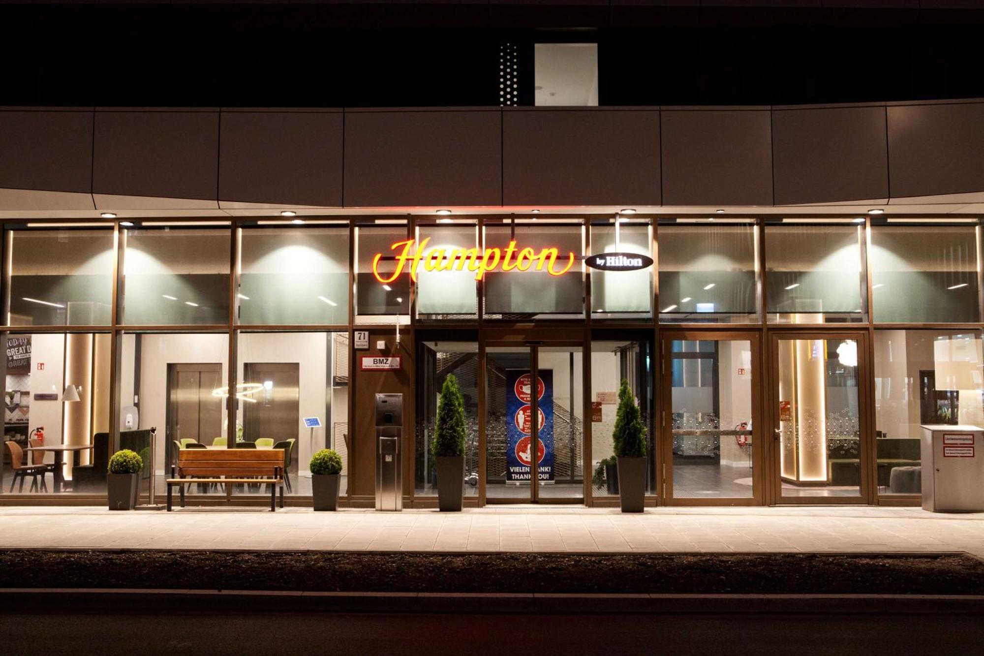 Hotel Hampton By Hilton Munich City Center East Zewnętrze zdjęcie