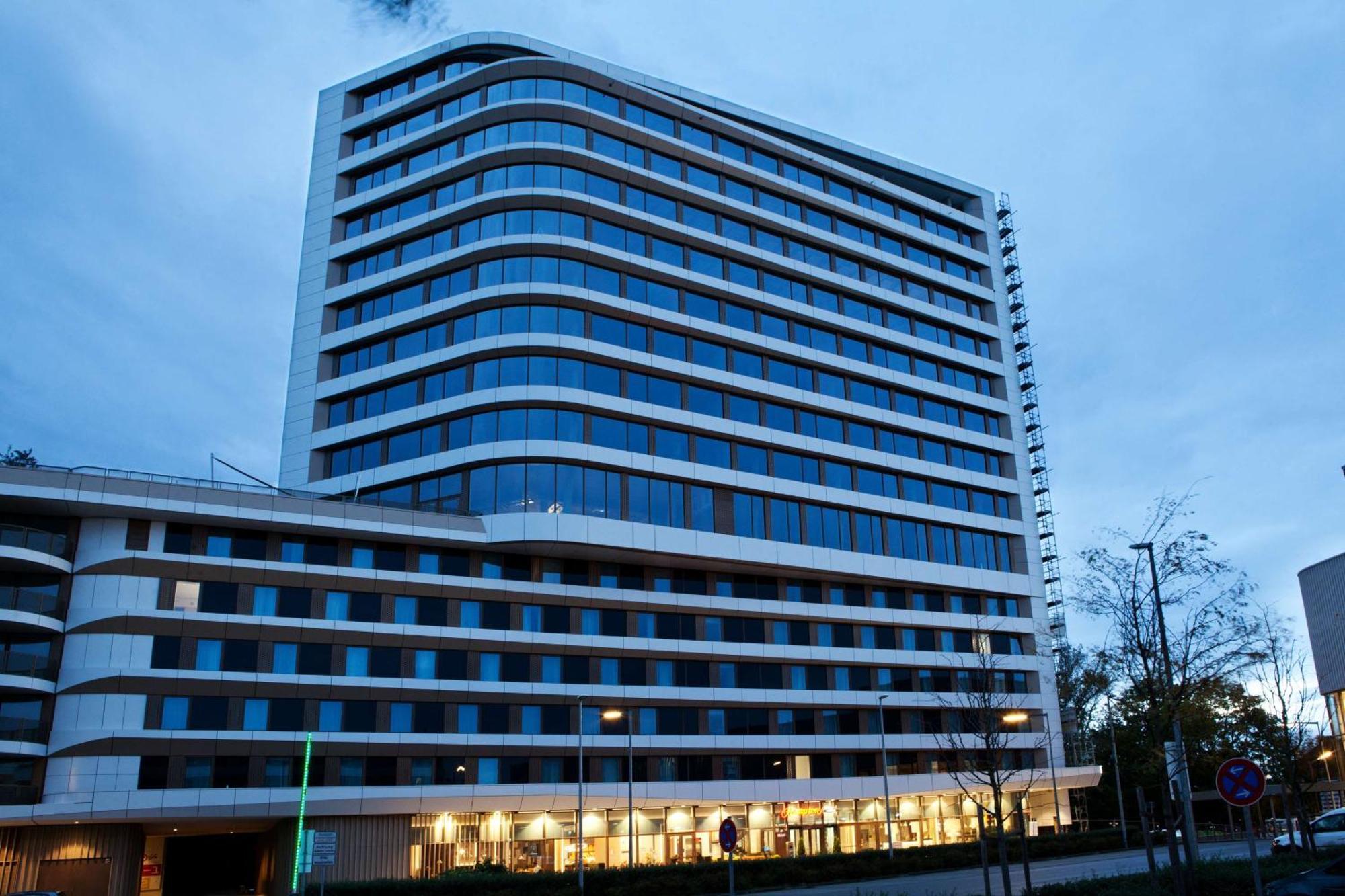 Hotel Hampton By Hilton Munich City Center East Zewnętrze zdjęcie